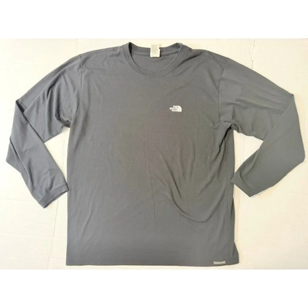 The North Face Mens VaporWick Long Sleeve Shirt XL Gray Performance Crew Neck